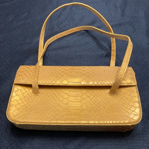 Small Gold Ann Taylor Bag - Picture 1 of 4